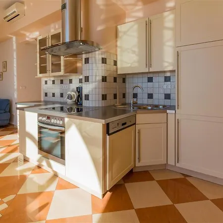 Barbara Apartment