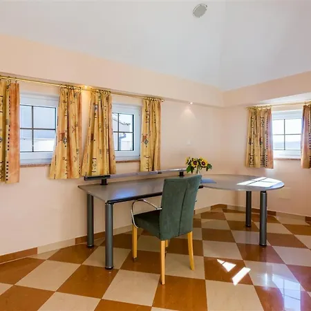 Barbara Apartment *